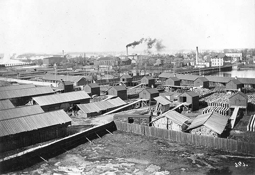 Menasha Wooden Ware looking north circa 1890. Drying kilns, lumber yard, and mill. The lumber yard was located on the site of James River parking lot.